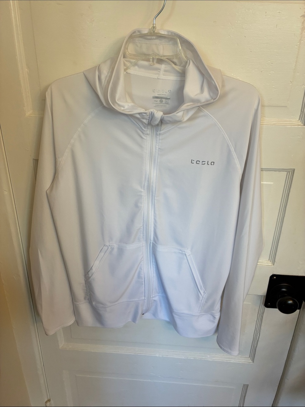 282 Tesla  Women’s White Hoodie Zipper Jacket, US Large